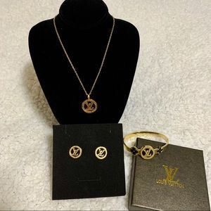 Louis Vuitton Jewelry Set